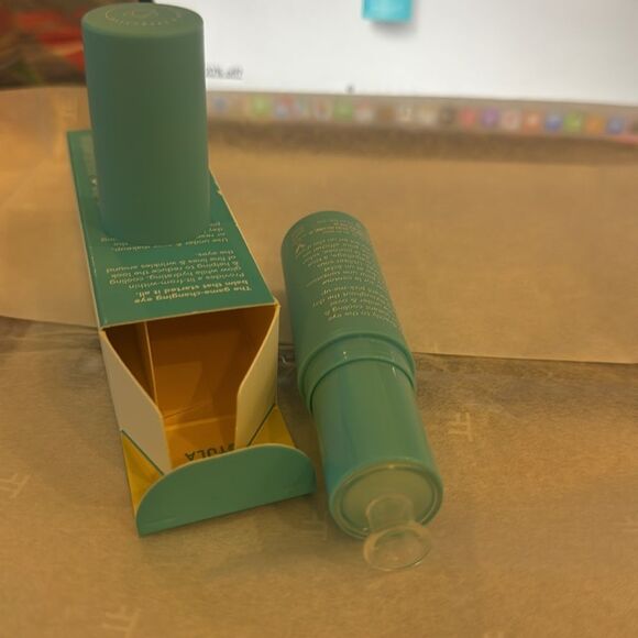 Tula glow and get it cooling & brightening eye balm nib - Picture 5 of 5
